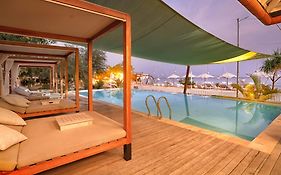 Gili Eco Villas  4*